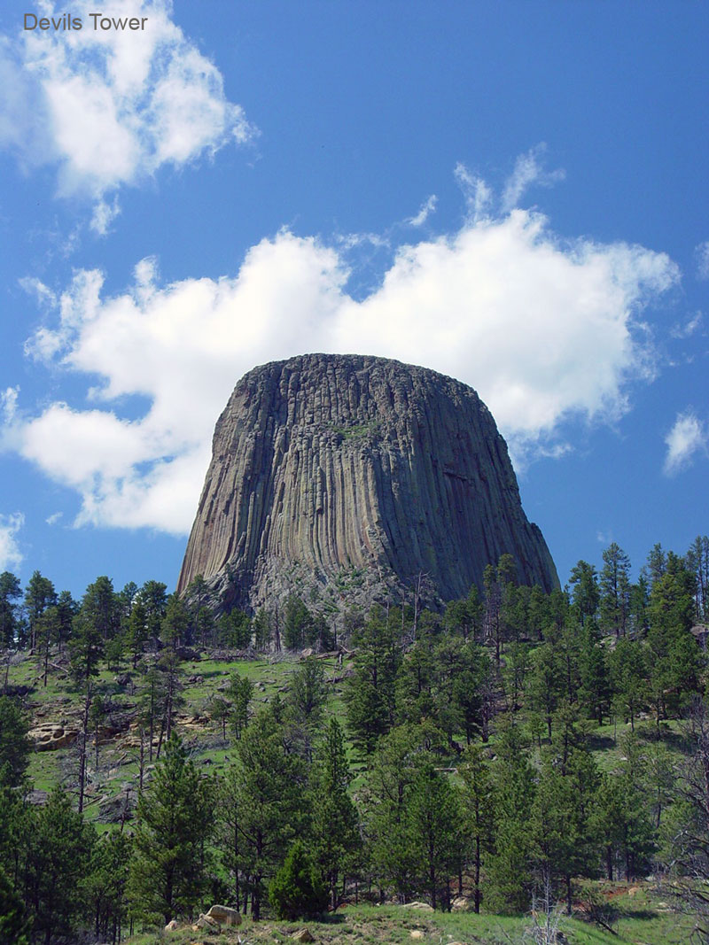 Devils Tower from near entrance station