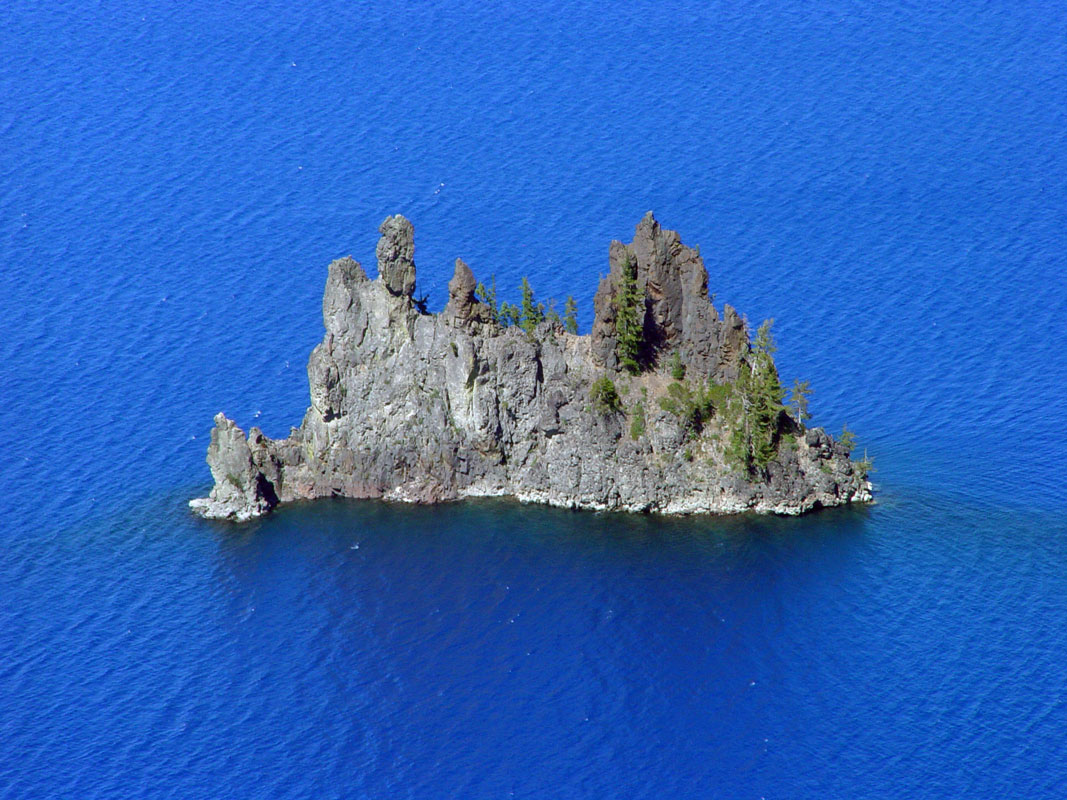 Phantom Ship Crater Lake from Sun Notch