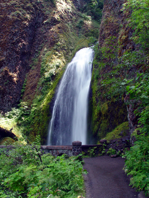 Wahkeena Falls